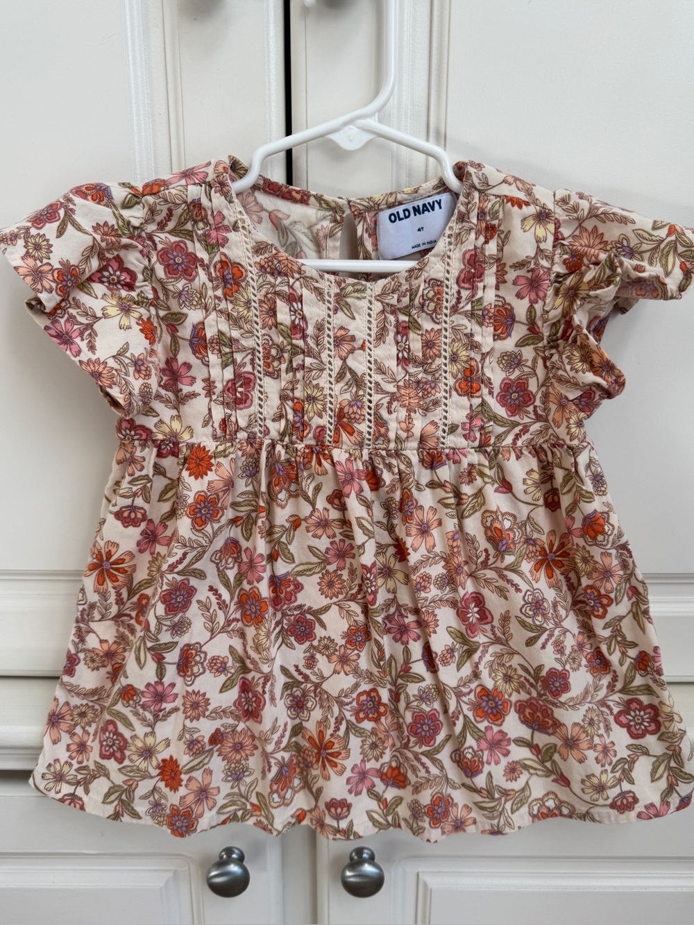 Old Navy Fall Autumn Floral Flutter Sleeve Swing Top Embroidered Detail 4T
